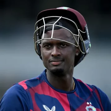 Holder returns to West Indies ODI squad to face India