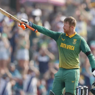 South Africa topple West Indies in record chase